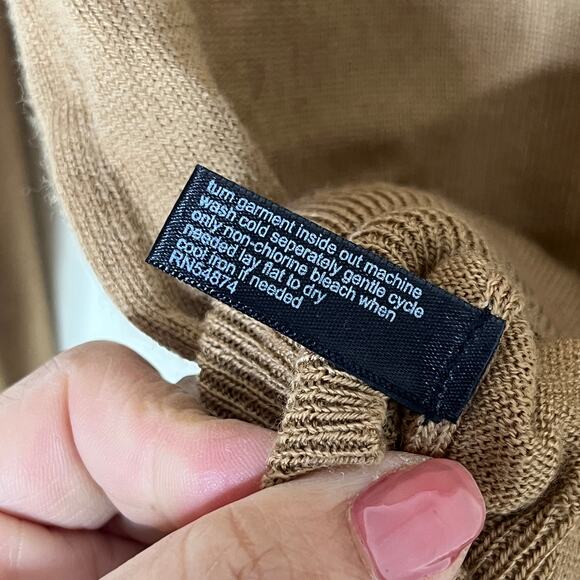 The Limited Women’s Merino Wool Blend Camel Tan Boatneck Sweater Size Small - Picture 5 of 8